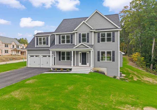 Photo 1 of Single family home for sale at 17 Bernice St, Hooksett, NH 03106 | MLS# 5108346 | Listing updated on 2026-10-10