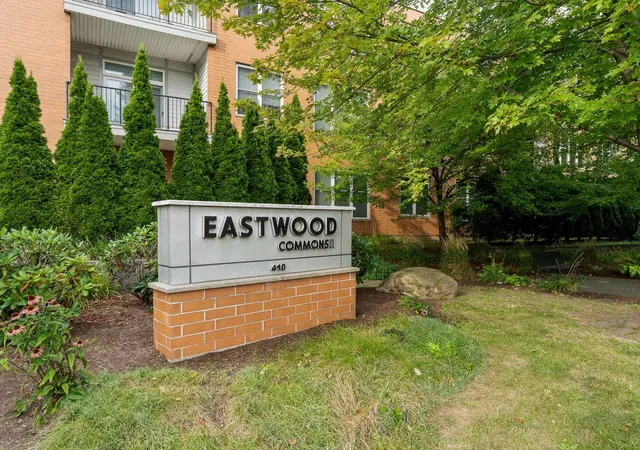 Condo for sale at 410 Farrell St #307, South Burlington, VT 05403 | MLS# 5108350