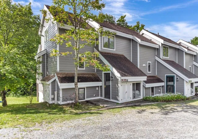 Photo 3 of Townhouse for sale at 88 Sugar Brk Rd #C1, Peru, VT 05152 | MLS# 5108352 | Listing updated on 2026-09-14