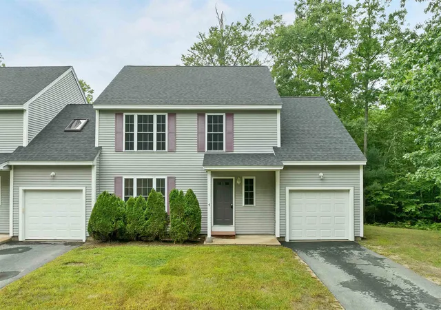 Photo 1 of Townhouse for sale at 166 Sandown Rd #4, Fremont, NH 03044 | MLS# 5108355 | Listing updated on 2026-09-18