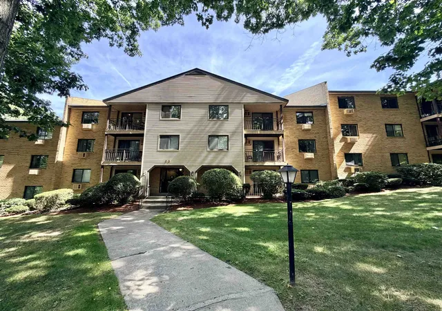 Photo 1 of Sale Pending at 19 Country Clb Dr #9, Manchester, NH 03102 | MLS# 5108361 | Listing updated on 2026-09-15