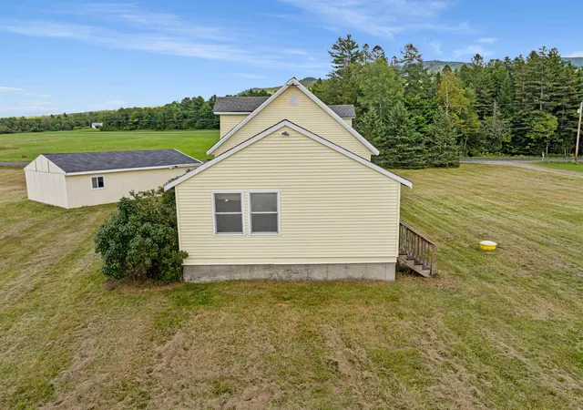Photo 4 of Single family home for sale at 1367 Lost Nation Rd, Groveton, NH 03582 | MLS# 5108365 | Listing updated on 2026-09-09