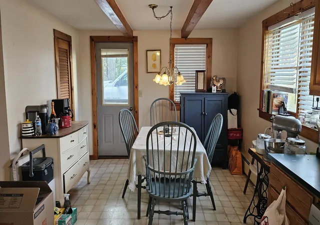 Photo 3 of Single family home for sale at 327 Vermont Route 313 W, Arlington, VT 05250 | MLS# 5108370 | Listing updated on 2026-09-22
