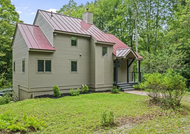 Photo 2 of Single family home for sale at 347 Barts Hl Rd, Killington, VT 05751 | MLS# 5108394 | Listing updated on 2026-09-16