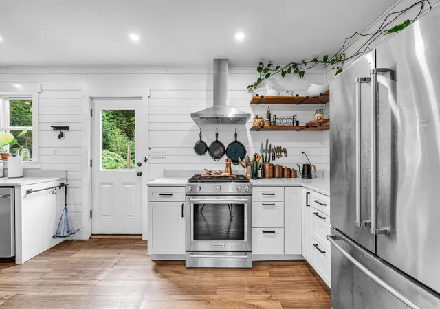 Photo 3 of Single family home for sale at 275 Dover Rd, Williamsville, VT 05362 | MLS# 5108399 | Listing updated on 2026-09-05