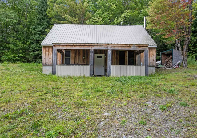 Photo 3 of Single family home for sale at 80 & 86 Gore Rd, Pittsburg, NH 03592 | MLS# 5108400 | Listing updated on 2026-09-08