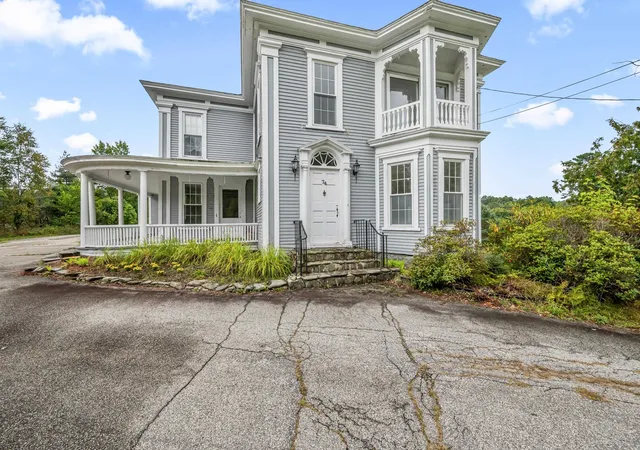 Photo 2 of Single family home for sale at 74 Jefferson Rd, Whitefield, NH 03598 | MLS# 5108403 | Listing updated on 2026-09-11