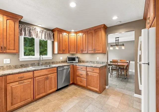 Photo 3 of Single family home for sale at 1 Pinkham Ave, Somersworth, NH 03878 | MLS# 5108417 | Listing updated on 2026-09-18