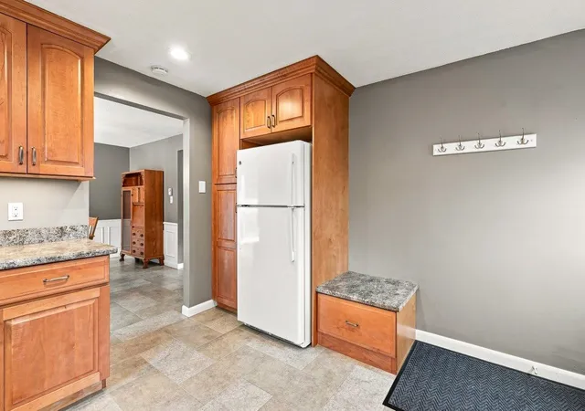 Photo 4 of Single family home for sale at 1 Pinkham Ave, Somersworth, NH 03878 | MLS# 5108417 | Listing updated on 2026-09-18