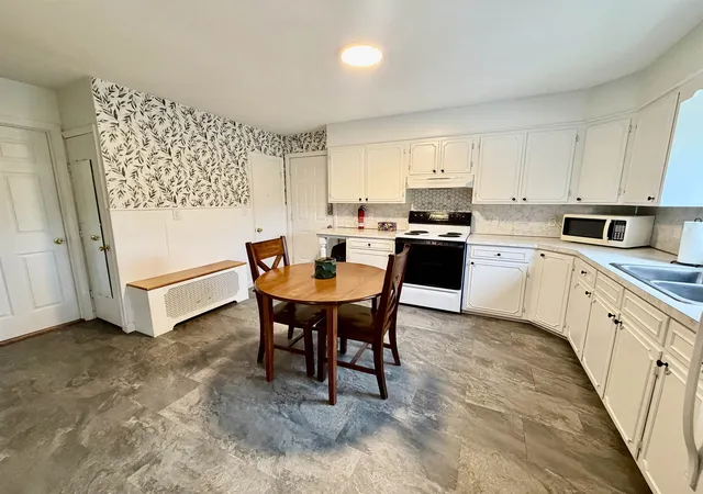 Photo 3 of Single family home for sale at 439 1st Avenue, Berlin, NH 03570 | MLS# 5108423 | Listing updated on 2026-09-18
