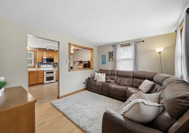 Photo 3 of Single family home for sale at 23 Hampshire Dr, Concord, NH 03301 | MLS# 5108427 | Listing updated on 2026-09-30