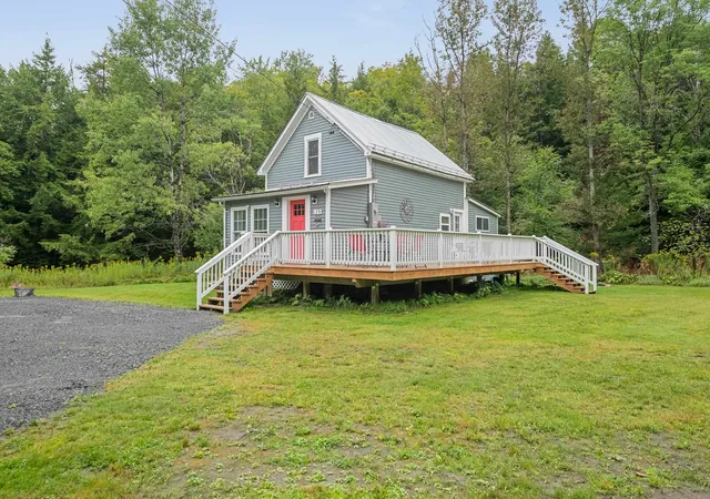 Photo 2 of Single family home for sale at 129 Plainfield Brk Rd, Barre, VT 05641 | MLS# 5108436 | Listing updated on 2026-09-08
