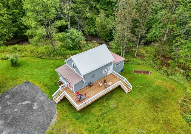 Photo 3 of Single family home for sale at 129 Plainfield Brk Rd, Barre, VT 05641 | MLS# 5108436 | Listing updated on 2026-09-08