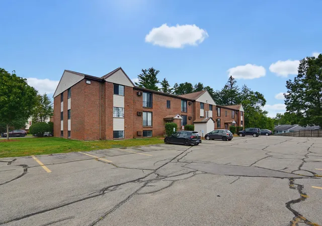 Photo 3 of Condo for sale at 12 English Village Rd #203, Manchester, NH 03102 | MLS# 5108441 | Listing updated on 2026-09-05