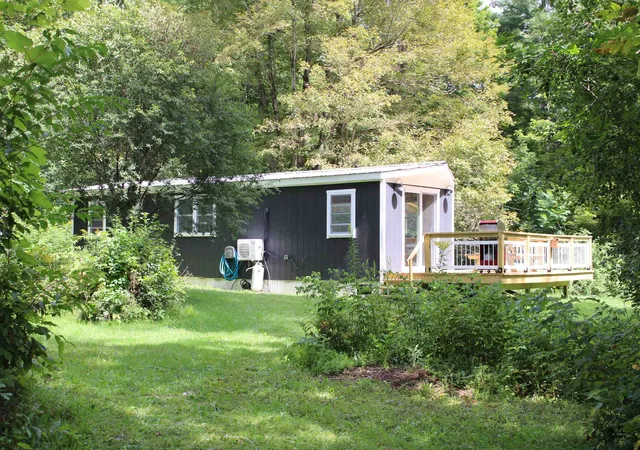 Photo 4 of Manufactured home for sale at 210 Mumford Dr, West Rutland, VT 05777 | MLS# 5108447 | Listing updated on 2026-09-14