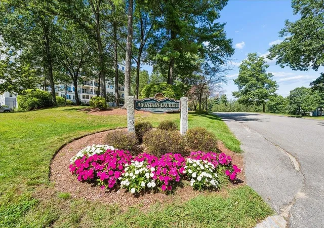 Photo 2 of Sale Pending at 12 Mountain Laurels Dr #602, Nashua, NH 03062 | MLS# 5108449 | Listing updated on 2026-09-11