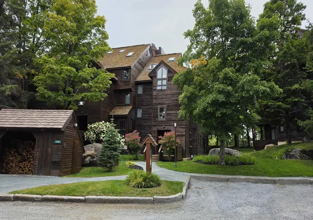 Photo 2 of Condo for sale at 114 High Ridge Rd #C9, Killington, VT 05751 | MLS# 5108454 | Listing updated on 2026-09-09