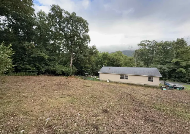 Photo 2 of Single family home for sale at 112 Outwater Rd, Bennington, VT 05201 | MLS# 5108455 | Listing updated on 2026-09-05