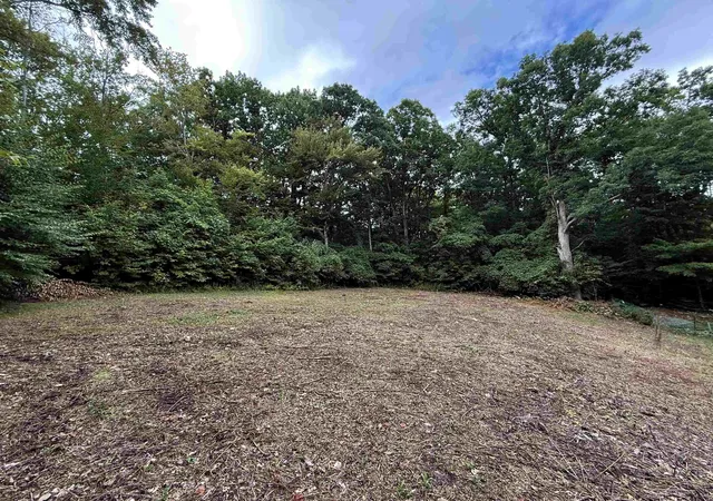 Photo 3 of Single family home for sale at 112 Outwater Rd, Bennington, VT 05201 | MLS# 5108455 | Listing updated on 2026-09-05