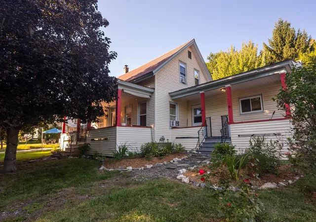 Photo 1 of Single family home for sale at 180 Union St, Northfield, VT 05663 | MLS# 5108456 | Listing updated on 2026-09-12