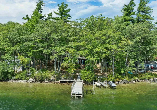 Photo 3 of Single family home for sale at 548 Rattlesnake Is, Alton Bay, NH 03810 | MLS# 5108459 | Listing updated on 2026-09-06