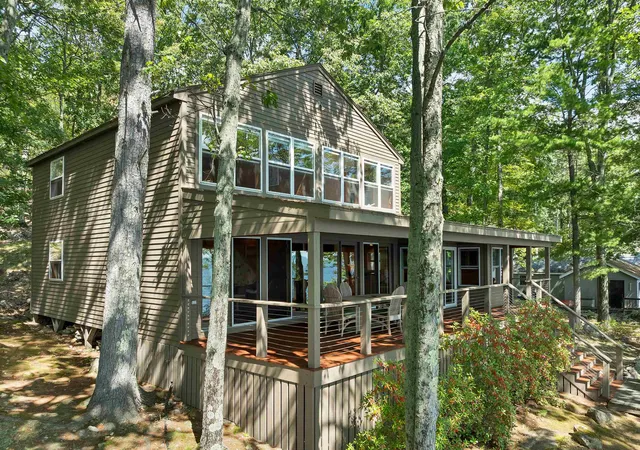 Photo 4 of Single family home for sale at 548 Rattlesnake Is, Alton Bay, NH 03810 | MLS# 5108459 | Listing updated on 2026-09-06