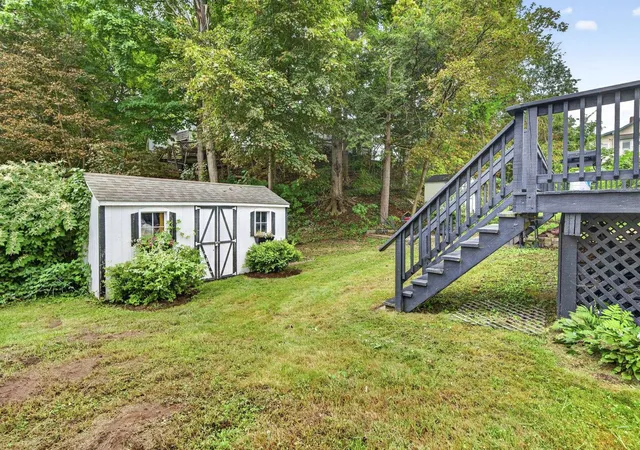 Photo 4 of Multi family home for sale at 38 Riddle St, Manchester, NH 03102 | MLS# 5108466 | Listing updated on 2026-09-11