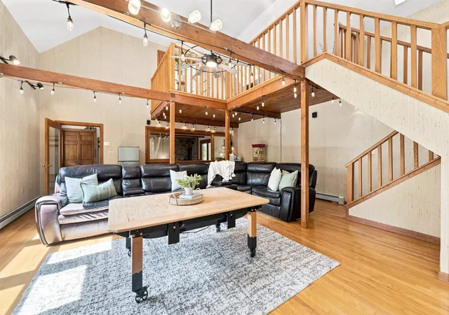 Photo 3 of Single family home for sale at 18 Meadow Lark Ln, Goffstown, NH 03045 | MLS# 5108467 | Listing updated on 2026-09-10