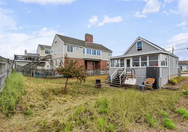 Photo 3 of Single family home for sale at 277 Portsmouth Ave, Seabrook, NH 03874 | MLS# 5108470 | Listing updated on 2026-09-10