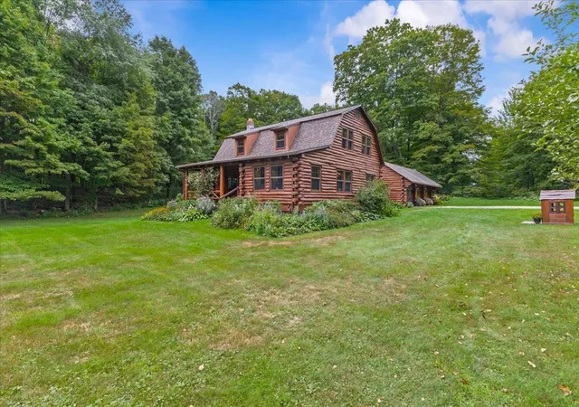 Photo 4 of Single family home for sale at 485 Barry Rd, Fairfield, VT 05455 | MLS# 5108478 | Listing updated on 2026-09-10