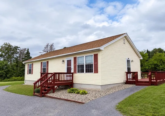Photo 1 of Single family home for sale at 67 Airport Rd, North Haverhill, NH 03774 | MLS# 5108485 | Listing updated on 2026-09-13