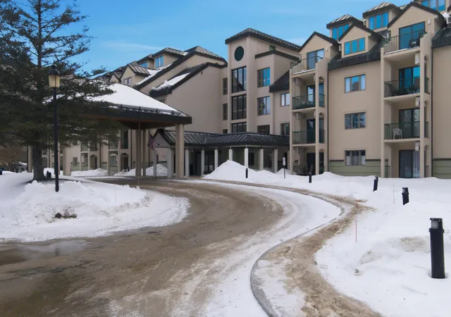 Condo for sale at 48 Cooper Memorial Dr #213, Lincoln, NH 03251 | MLS# 5108492