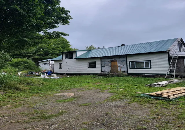 Photo 3 of Single family home for sale at 1530 Somerset Rd, West Dover, VT 05356 | MLS# 5108493 | Listing updated on 2026-09-06