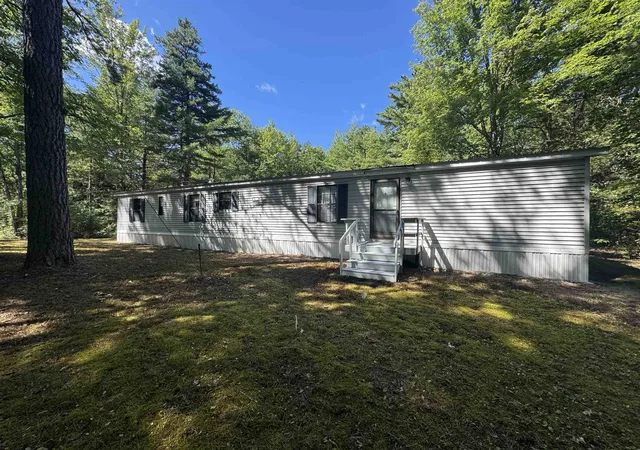 Photo 1 of Manufactured home for sale at 6 Blueberry Rd, Center Ossipee, NH 03814 | MLS# 5108495 | Listing updated on 2026-09-13
