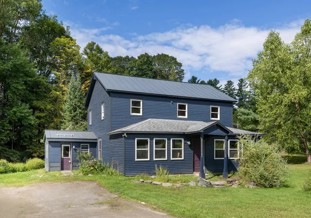 Photo 3 of Single family home for sale at 16 Acorn Ave, Hyde Park, VT 05655 | MLS# 5108496 | Listing updated on 2026-09-11