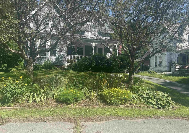 Photo 2 of Single family home for sale at 102 Route 110 Expy, Royalton, VT 05068 | MLS# 5108498 | Listing updated on 2026-09-15