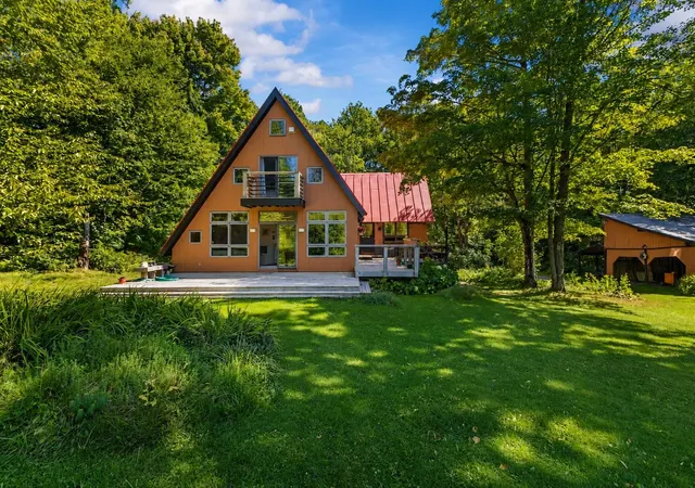 Photo 2 of Single family home for sale at 570 West Hl Rd, Worcester, VT 05682 | MLS# 5108515 | Listing updated on 2026-09-14