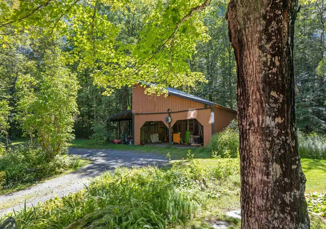 Photo 3 of Single family home for sale at 570 West Hl Rd, Worcester, VT 05682 | MLS# 5108515 | Listing updated on 2026-09-14