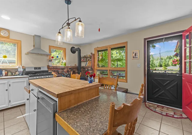 Photo 4 of Single family home for sale at 570 West Hl Rd, Worcester, VT 05682 | MLS# 5108515 | Listing updated on 2026-09-14