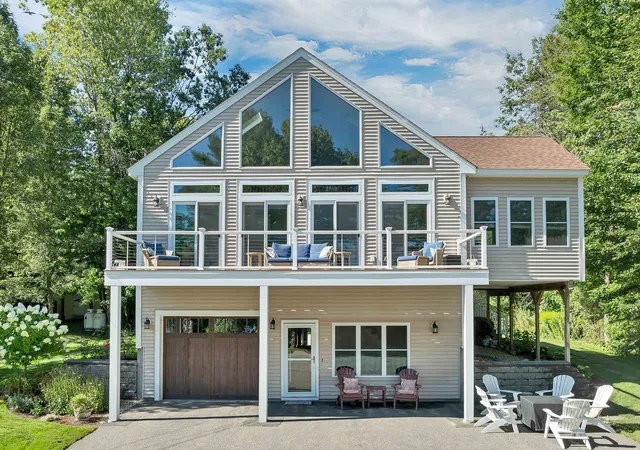 Photo 1 of Single family home for sale at 13 Patrician Shrs Cir, Meredith, NH 03253 | MLS# 5108519 | Listing updated on 2026-09-14