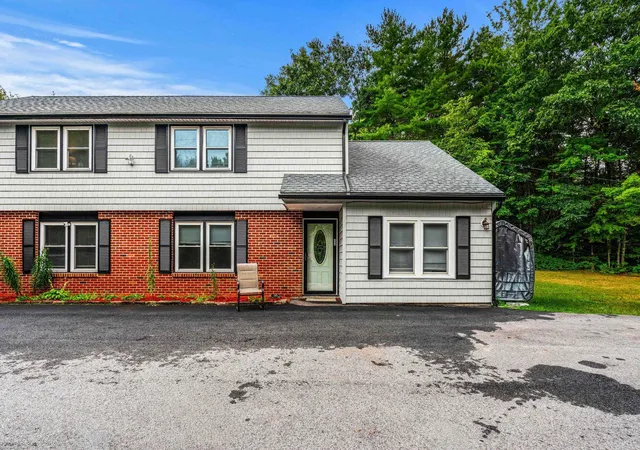 Photo 2 of House for sale at 36 Styles Rd, New Boston, NH 03070 | MLS# 5108521 | Listing updated on 2026-09-15