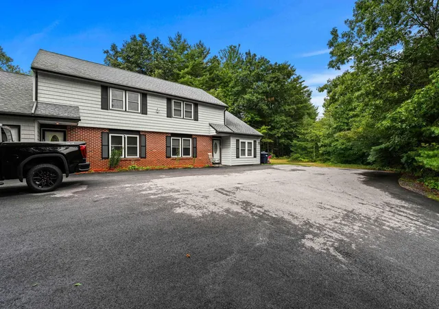 Photo 4 of House for sale at 36 Styles Rd, New Boston, NH 03070 | MLS# 5108521 | Listing updated on 2026-09-15