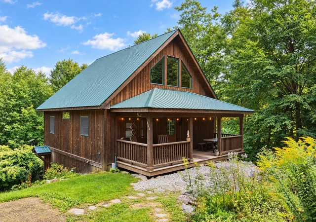 Photo 1 of Single family home for sale at 453 Marshall Rd, Duxbury, VT 05676 | MLS# 5108528 | Listing updated on 2026-09-07