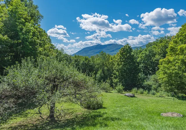 Photo 4 of Single family home for sale at 88 Windward S, Dorset, VT 05251 | MLS# 5108534 | Listing updated on 2026-09-24