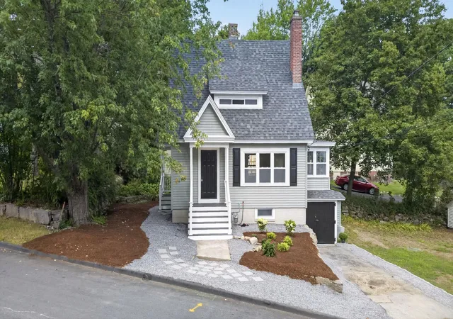 Photo 3 of Single family home for sale at 16 Palm St, Concord, NH 03301 | MLS# 5108540 | Listing updated on 2026-09-16
