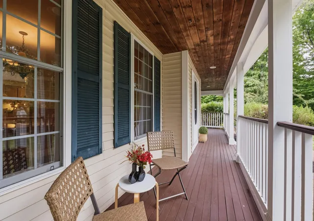 Photo 3 of Single family home for sale at 3 Fox Meadow Dr, Bow, NH 03304 | MLS# 5108546 | Listing updated on 2026-09-10