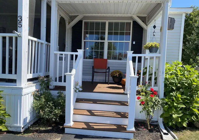 Photo 2 of Manufactured home for sale at 35 Tricia St, Seabrook, NH 03874 | MLS# 5108554 | Listing updated on 2026-09-09