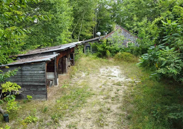 Photo 3 of Sale Pending at 48 Pike Hl W Rd, West Topsham, VT 05086 | MLS# 5108562 | Listing updated on 2026-09-12