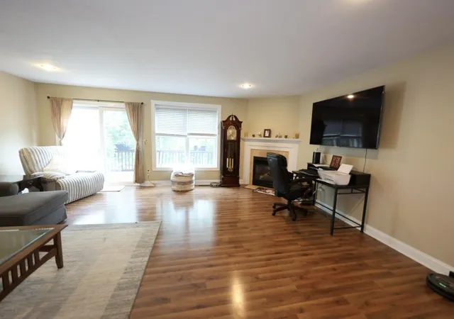 Photo 3 of Townhouse for sale at 76 Pear Tree Ln, Newmarket, NH 03857 | MLS# 5108563 | Listing updated on 2026-09-23