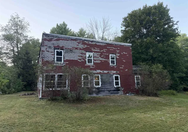 Photo 2 of Sale Pending at 198 Village Rd, Newbury, NH 03255 | MLS# 5108571 | Listing updated on 2026-09-15